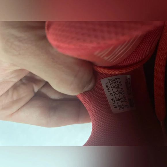 Adidas Mens Harden Vol. 3 Invader Coral Basketball Sneaker size 6 - Picture 6 of 13